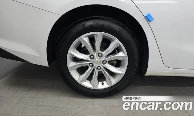 ChevroletGMDaewoo Malibu 2018 thumb 5