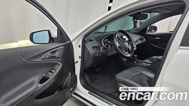 ChevroletGMDaewoo Malibu 2018 thumb 10