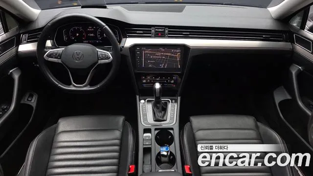 Volkswagen Passat (North America and China) 2021 thumb 7