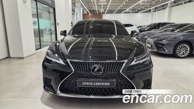 Lexus LS 2024 thumb 3