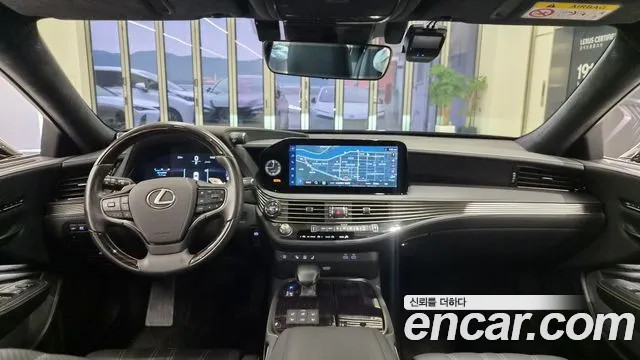 Lexus LS 2024 thumb 7