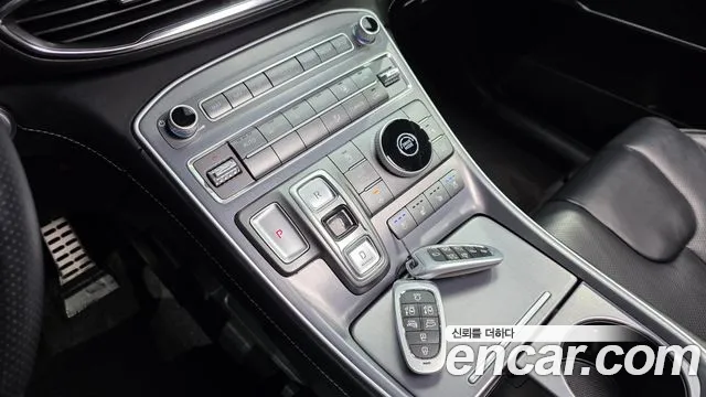 Hyundai Santa Fe 2021 thumb 9