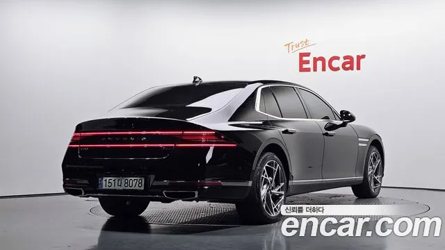 Genesis G90 2022 thumb 2