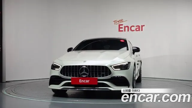 Mercedes-Benz AMG GT 2020 thumb 3