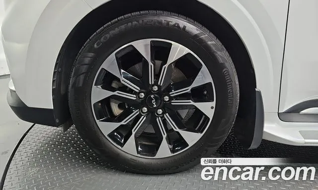 Kia Carnival 2021 thumb 4
