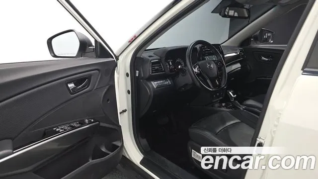 KG_Mobility_Ssangyong TIBOLI 2022 thumb 10