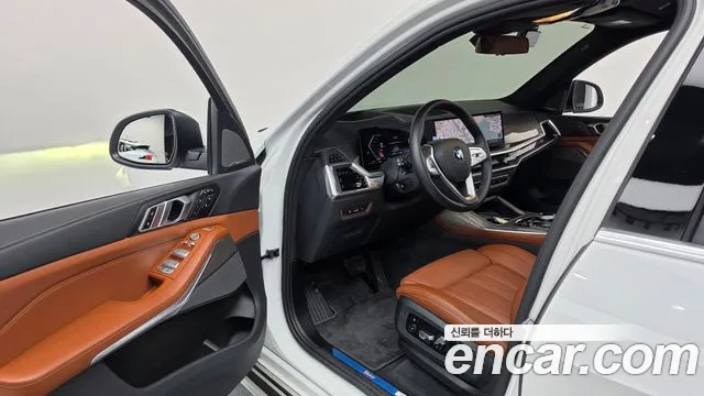 BMW X7 2024 thumb 10