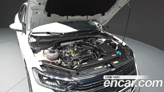 Volkswagen Jetta 2023 thumb 6