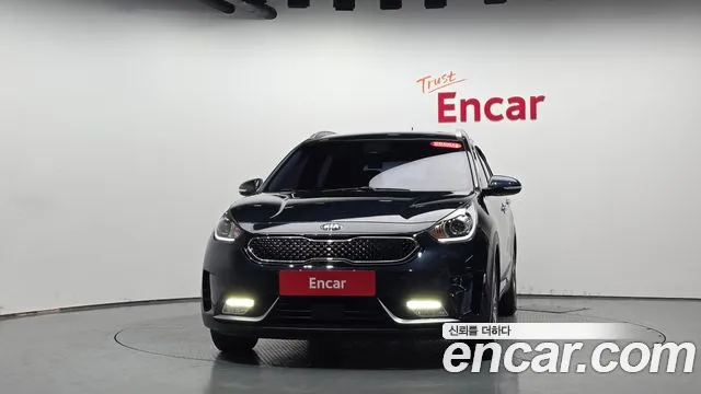 Kia Niro 2017 thumb 2