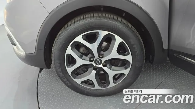 Renault-KoreaSamsung Captur 2019 thumb 5
