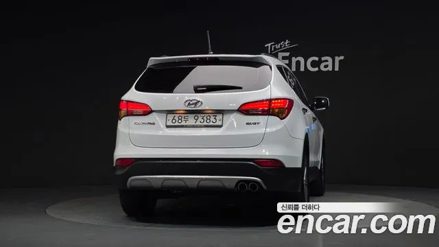 Hyundai Santa Fe 2013 thumb 4