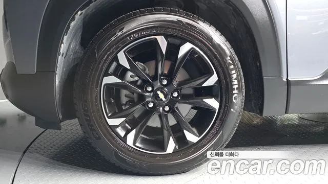 ChevroletGMDaewoo TrailBlazer 2020 thumb 4