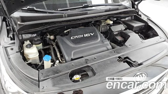 Kia Carnival 2015 thumb 6
