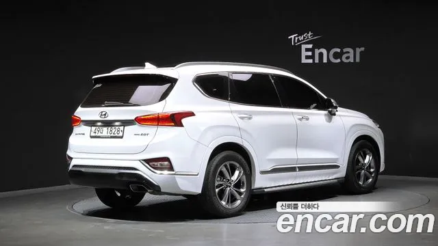 Hyundai Santa Fe 2019 thumb 2