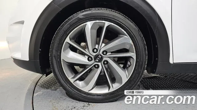 Kia Niro 2016 thumb 5