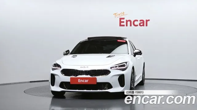 Kia Stinger 2022 thumb 2