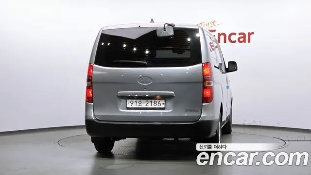 Hyundai Starex 2020 thumb 4