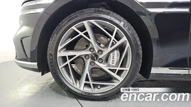 Genesis G90 2022 thumb 5