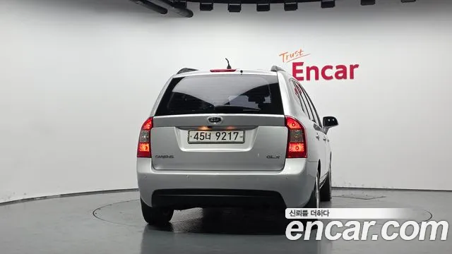 Kia Carens 2008 thumb 3