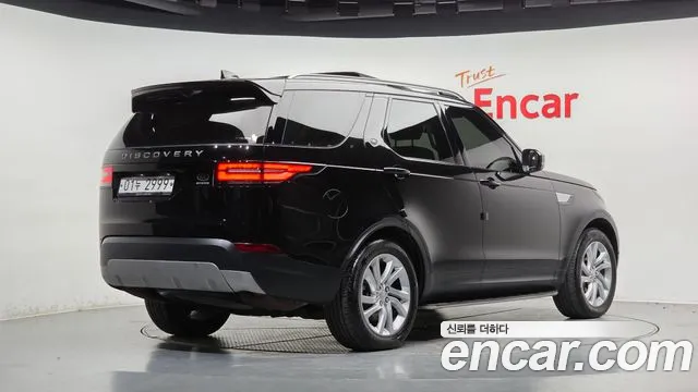 Land Rover Discovery 2019 thumb 2