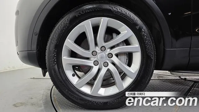 Land Rover Discovery 2019 thumb 5