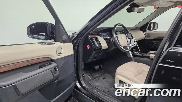 Land Rover Discovery 2019 thumb 10