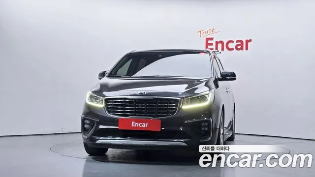 Kia Carnival 2018 thumb 3