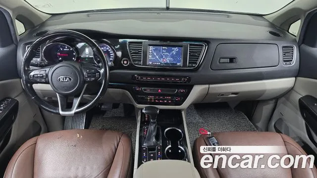 Kia Carnival 2018 thumb 7