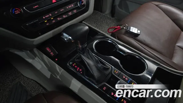 Kia Carnival 2018 thumb 9