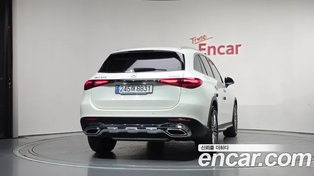 Mercedes-Benz GLC 2025 thumb 3