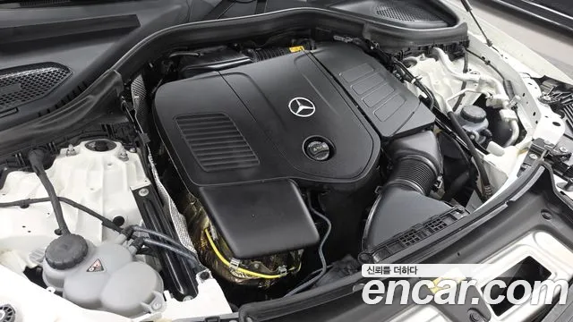 Mercedes-Benz GLC 2025 thumb 5