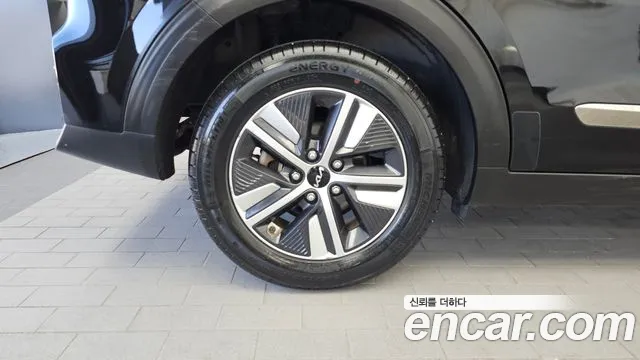 Kia Niro 2021 thumb 5