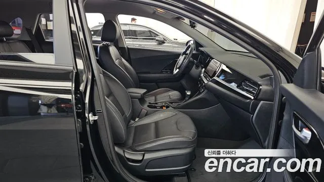 Kia Niro 2021 thumb 11