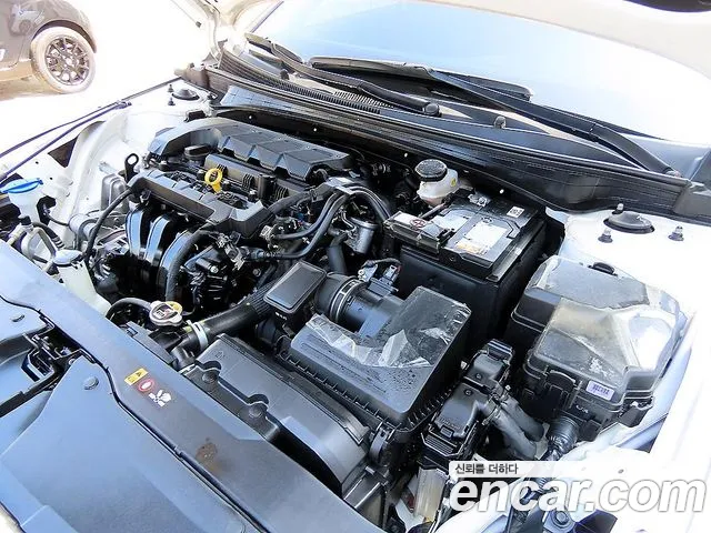 Hyundai Avante 2023 thumb 6