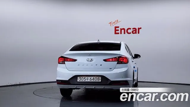 Hyundai Avante 2019 thumb 4
