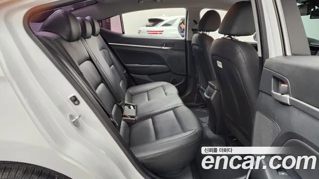 Hyundai Avante 2019 thumb 11