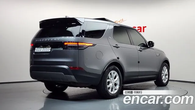 Land Rover Discovery 2019 thumb 2