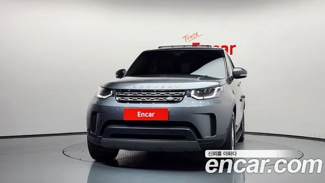 Land Rover Discovery 2019 thumb 3