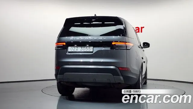 Land Rover Discovery 2019 thumb 4