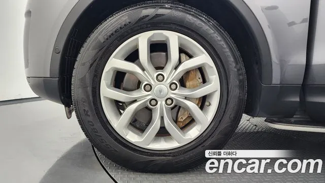 Land Rover Discovery 2019 thumb 5