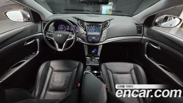 Hyundai i40 2013 thumb 6