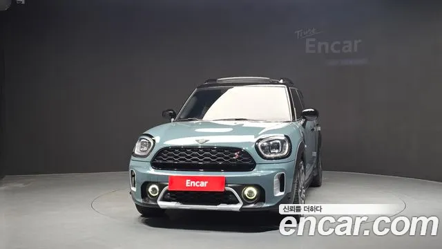 MINI Countryman 2022 thumb 3