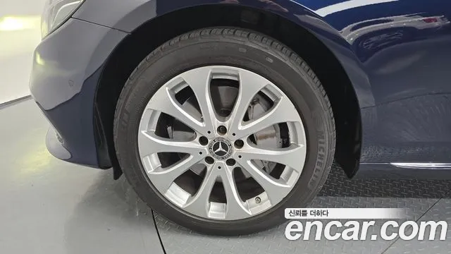 Mercedes-Benz E-Класс 2019 thumb 5