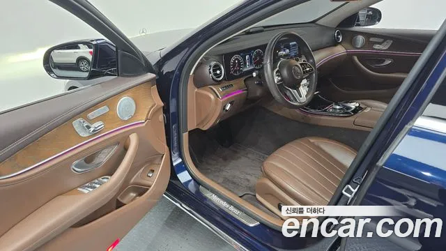Mercedes-Benz E-Класс 2019 thumb 10