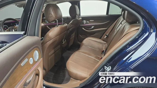 Mercedes-Benz E-Класс 2019 thumb 11