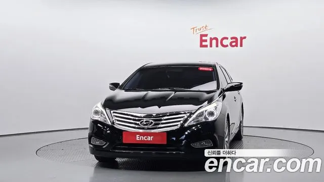Hyundai Grandeur 2011 thumb 2