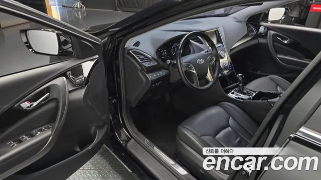 Hyundai Grandeur 2011 thumb 9