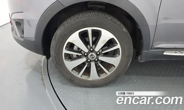 KG_Mobility_Ssangyong KORANDO 2014 thumb 4