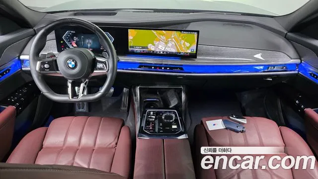 BMW 7-Series 2024 thumb 6
