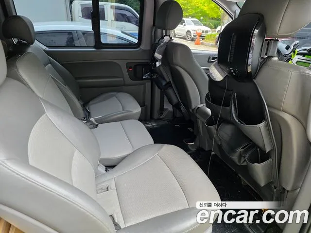 Hyundai Starex 2011 thumb 7